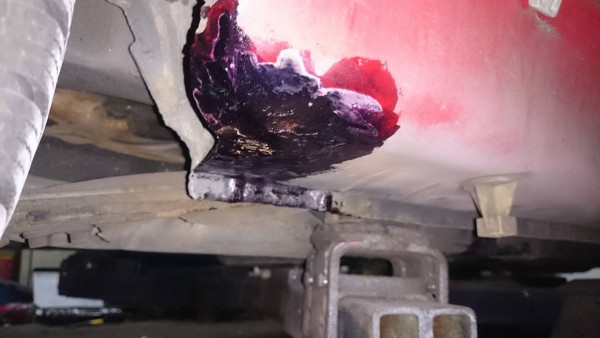 Schweller HR.jpg (132.49 KiB) 39966 mal betrachtet Schweller HR.jpg