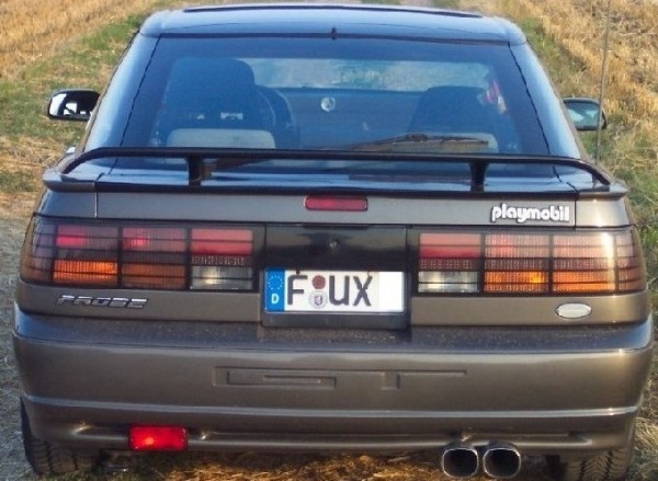 Bild15Heckspoilerunlackiert.jpg